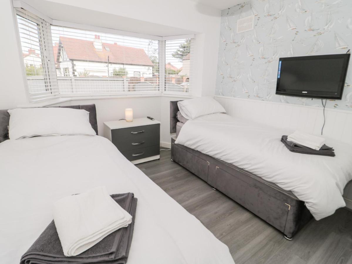 Seaside Retreat Villa Prestatyn Luaran gambar